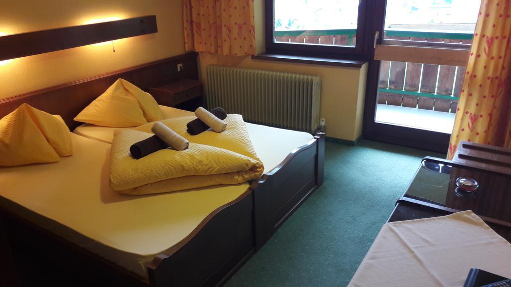 Hotel Sonnhof-Grobming Buitenkant foto